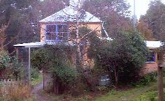 front of house from driveway